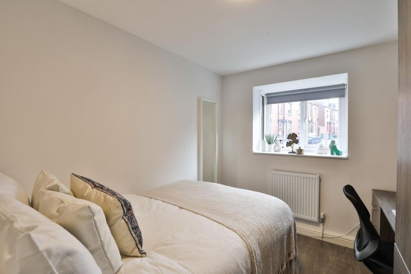 Property photo 1 of 3