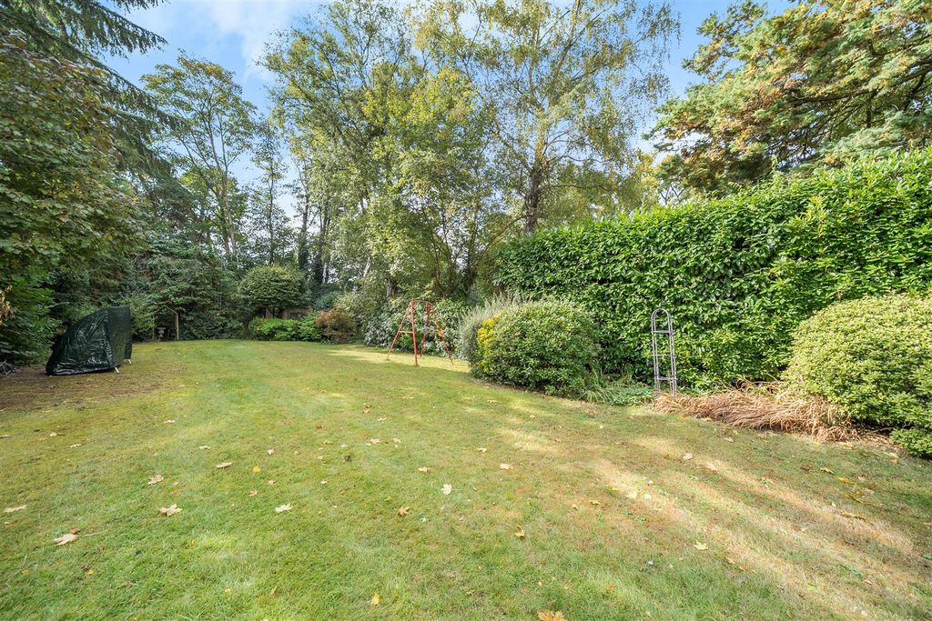 Property photo 3 of 23 1361065-20-68Da77B65E8Af.Jpg