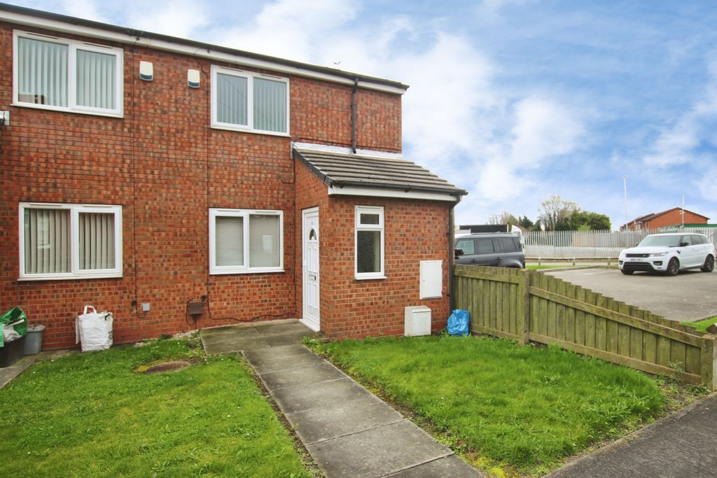 Property photo 1 of 9