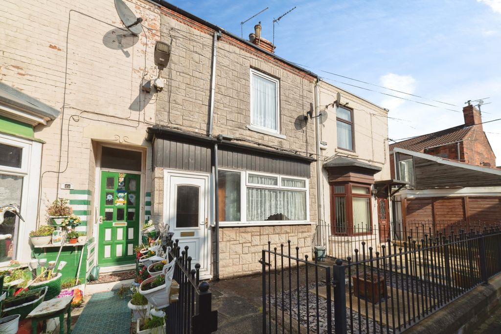 Property photo 1 of 15