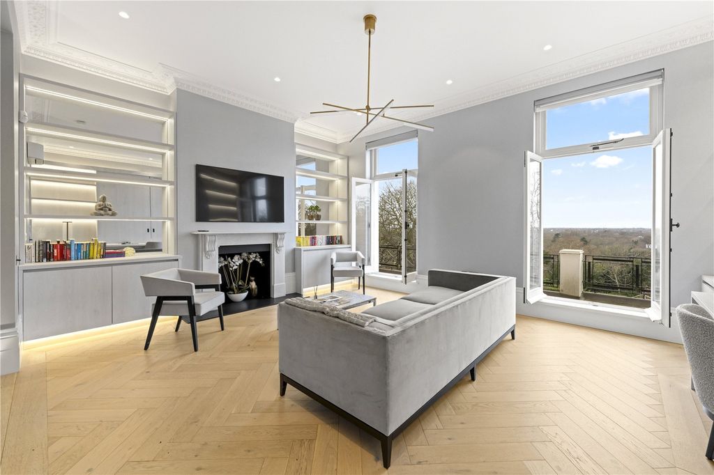 Property photo 2 of 11 Reception Room