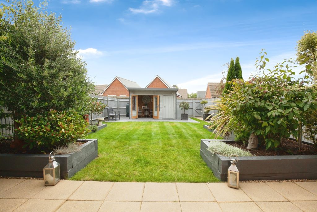 Property photo 2 of 17