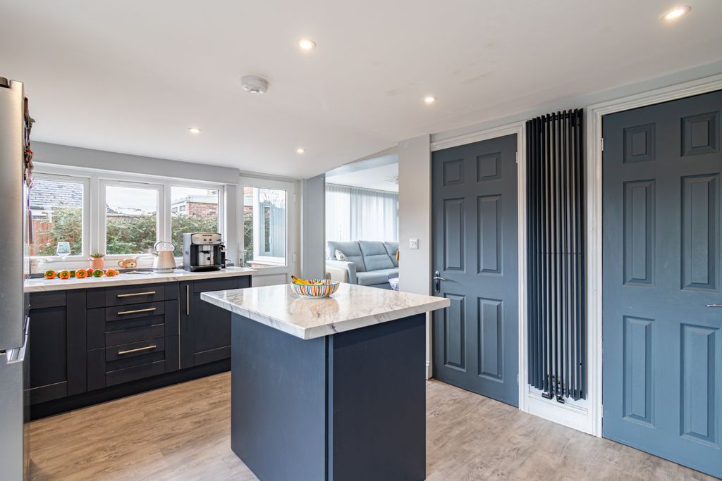 Property photo 3 of 25 4669076