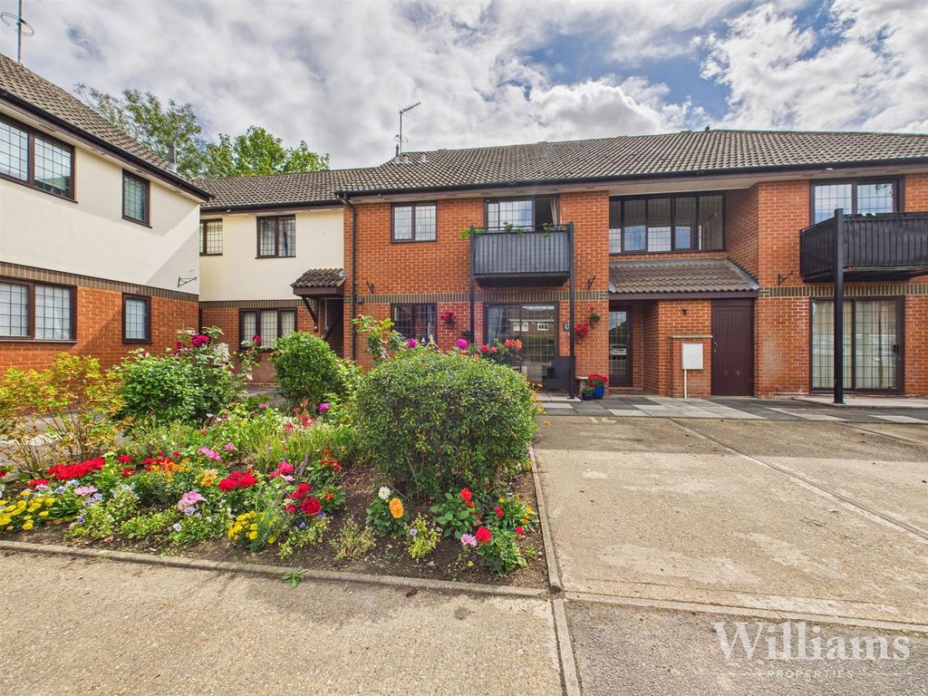 Property photo 1 of 12 Cam02861G0-Pr0472-Still011.Jpg