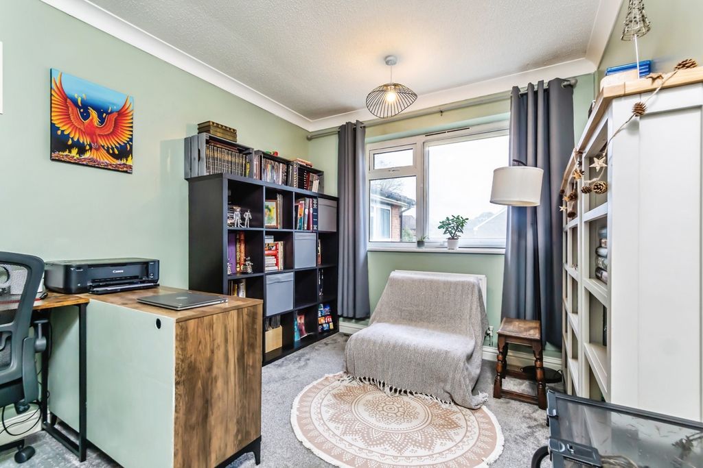 Property photo 3 of 15