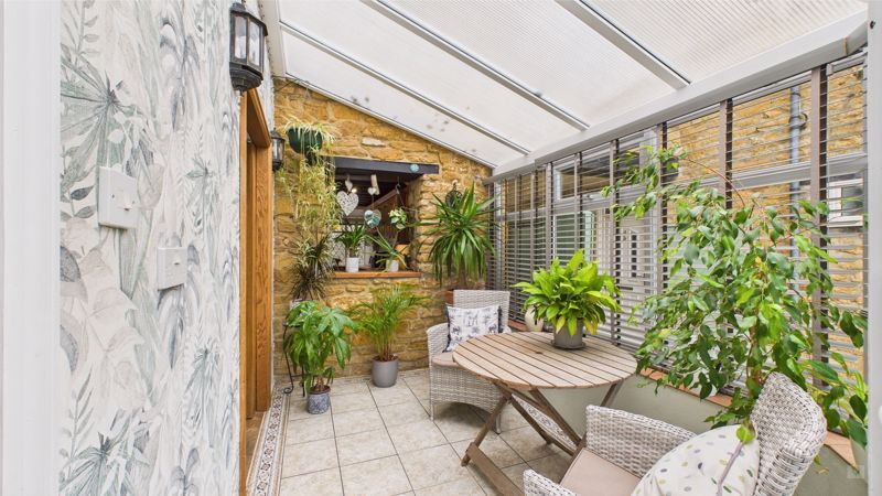 Property photo 2 of 25 Photo 36