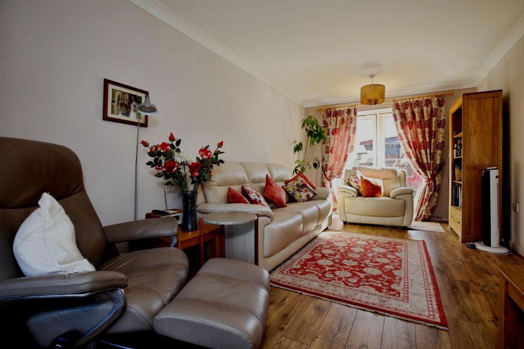 Property photo 2 of 15