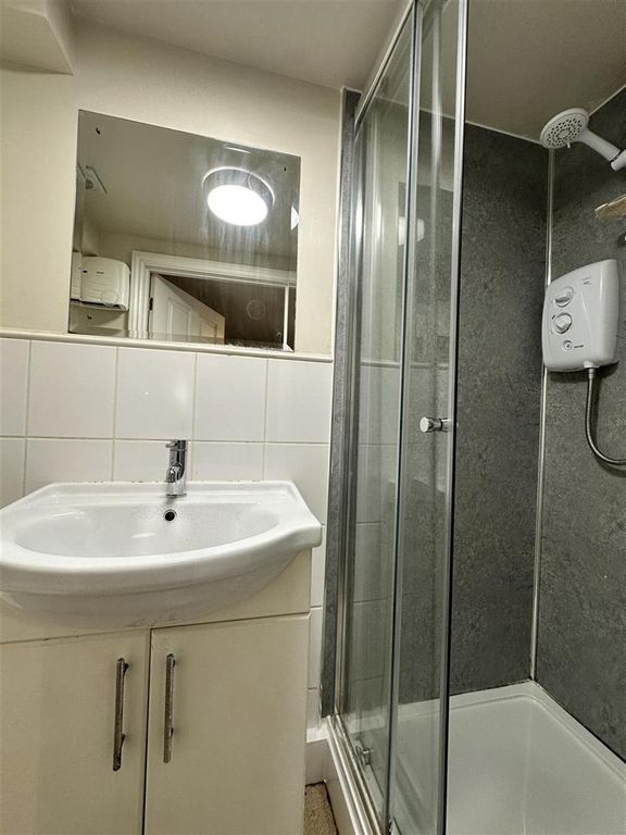 Property photo 1 of 6 c6Qd69Ur.Png