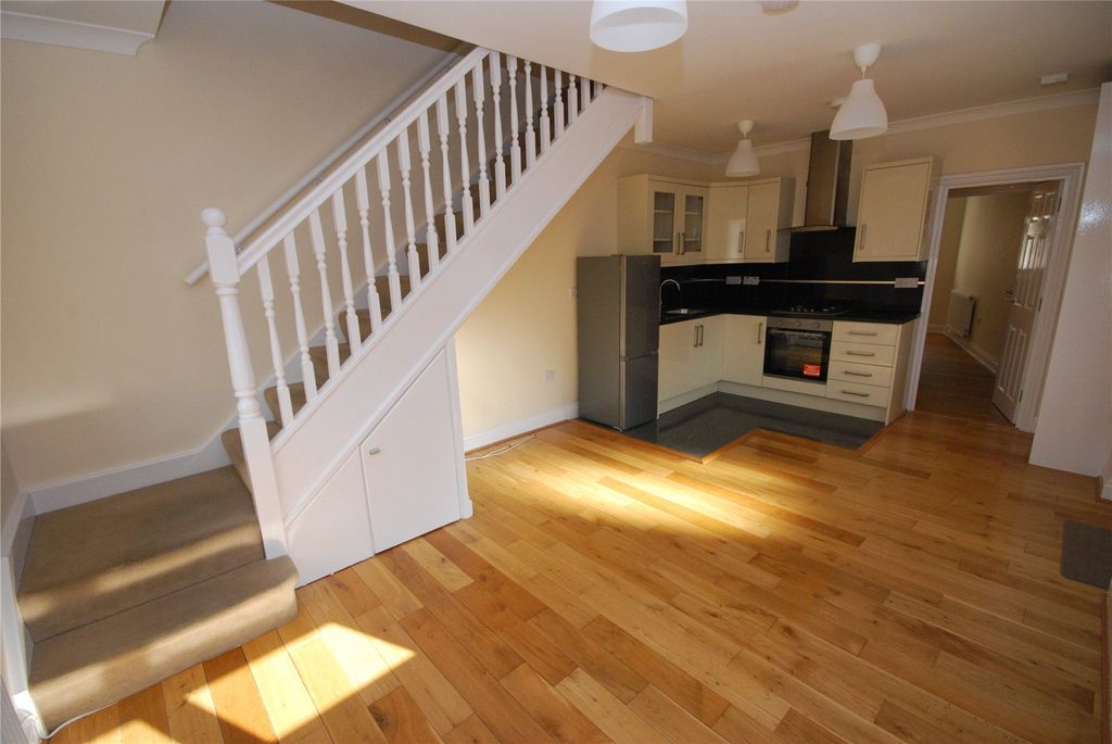 Property photo 1 of 8 Picture No. 06
