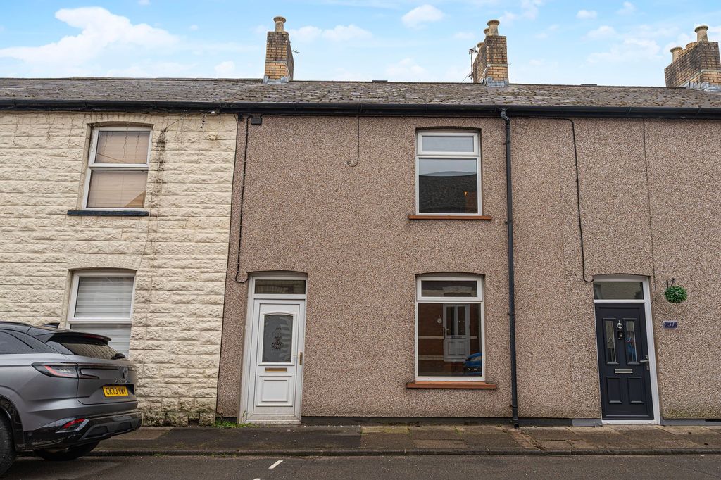 Property photo 1 of 26