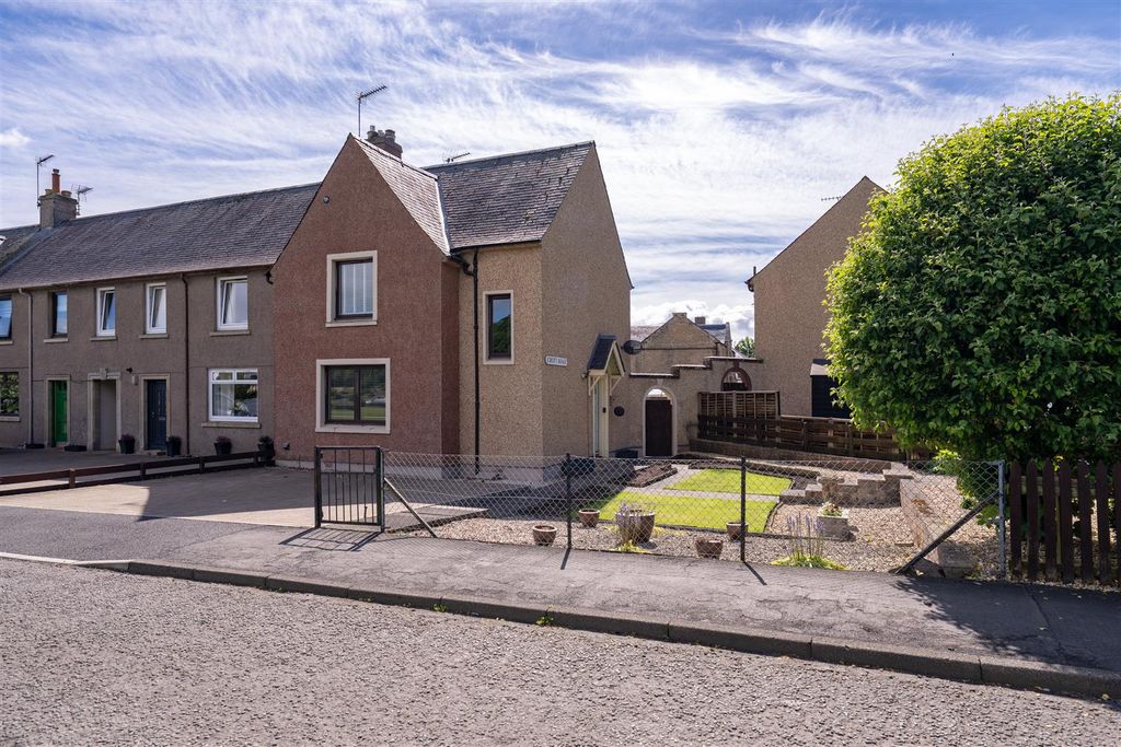 Property photo 1 of 18 1_Croft_Road_Kelso-1.Jpg