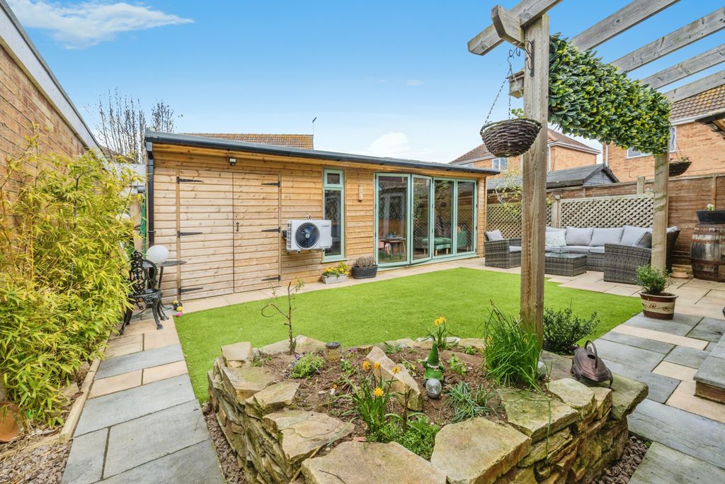 Property photo 1 of 20 Garden