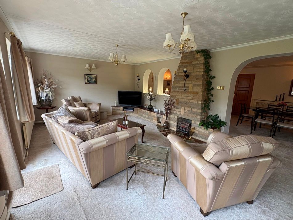 Property photo 2 of 28 Img_4727