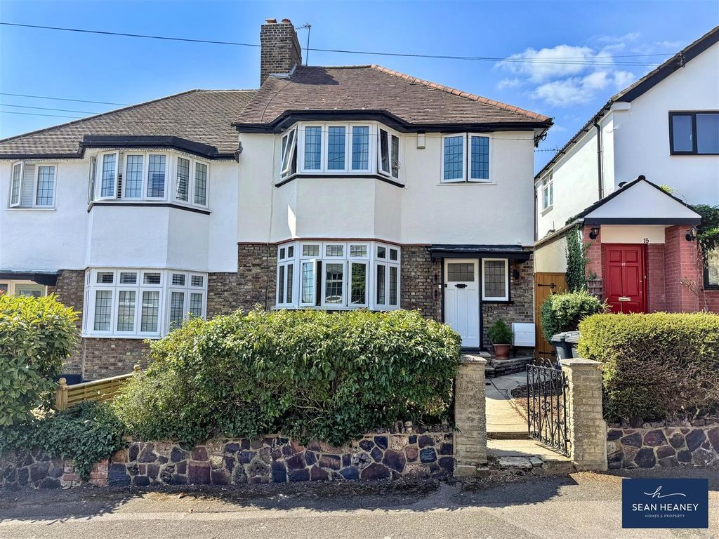 Property photo 1 of 21