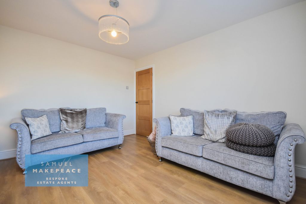 Property photo 3 of 29 Gallery