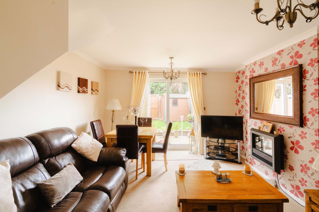 Property photo 3 of 15 14