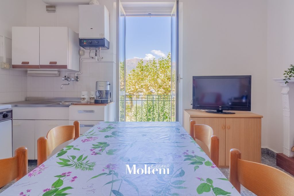 Property photo 3 of 25