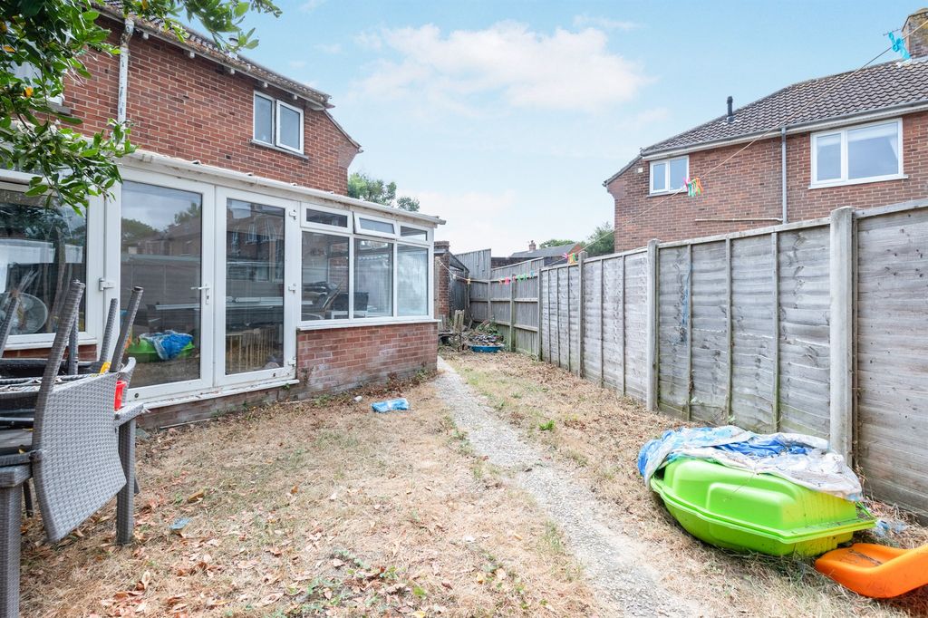Property photo 2 of 15