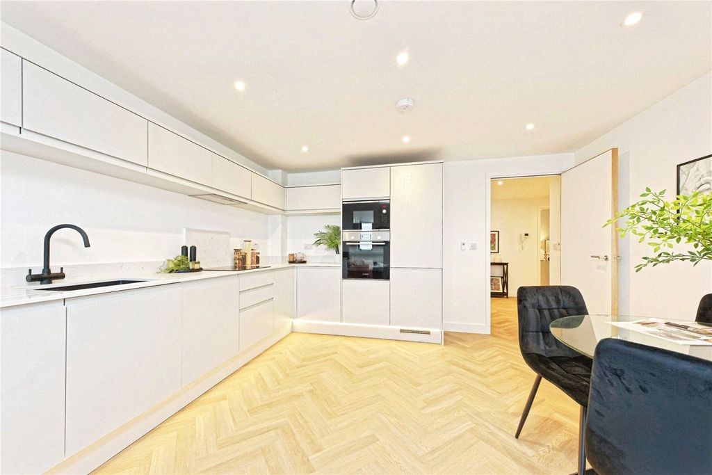 Property photo 3 of 11 Picture No. 07