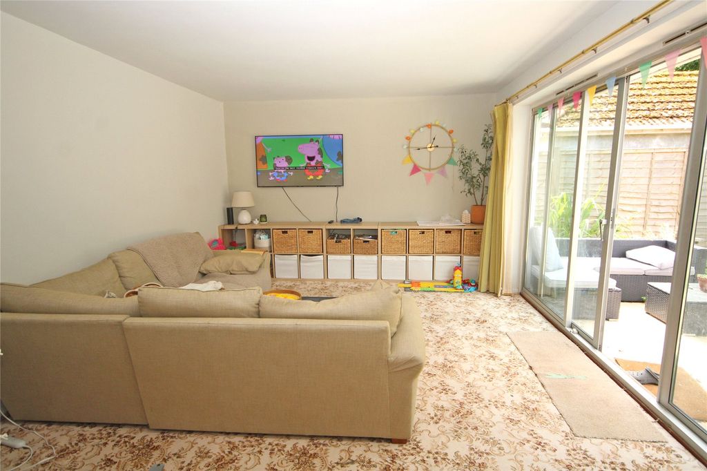 Property photo 3 of 13 Picture No. 12