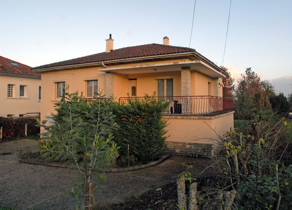 Property photo 2 of 15