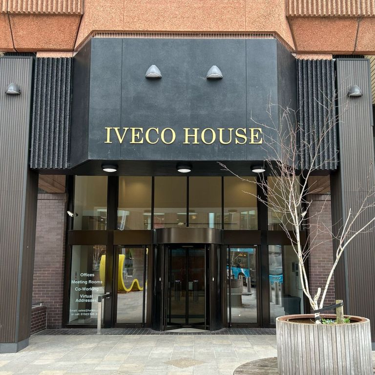 Property photo 1 of 8