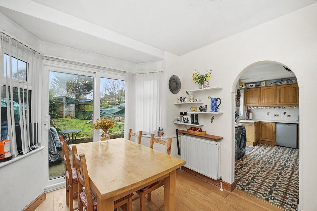 Property photo 2 of 26 Dining Room