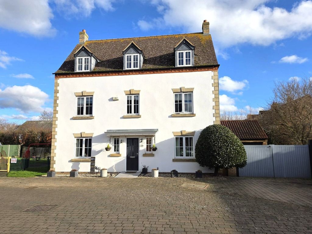Property photo 1 of 19