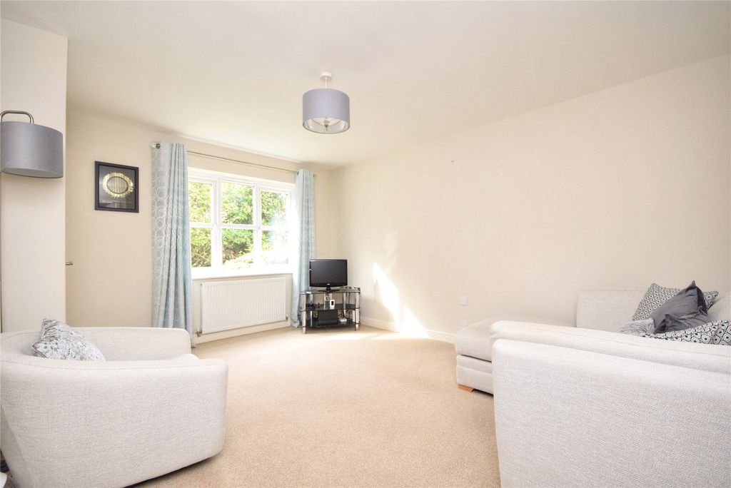 Property photo 2 of 17 Living Room