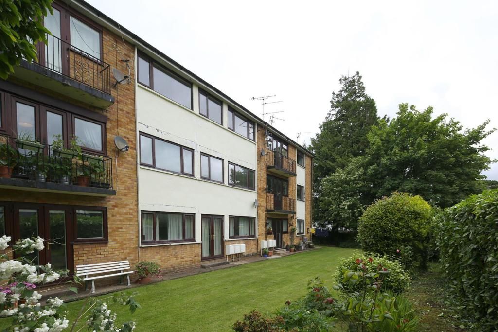 Property photo 2 of 14