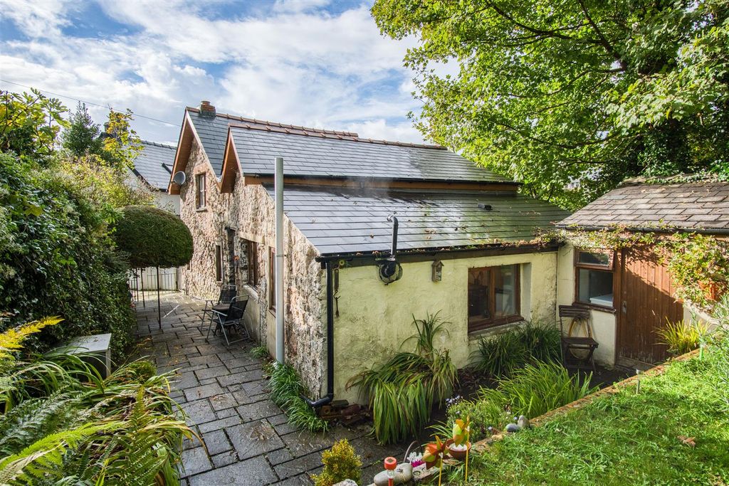 Property photo 1 of 37 External