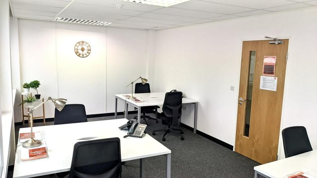 Property photo 3 of 6 Photo 4