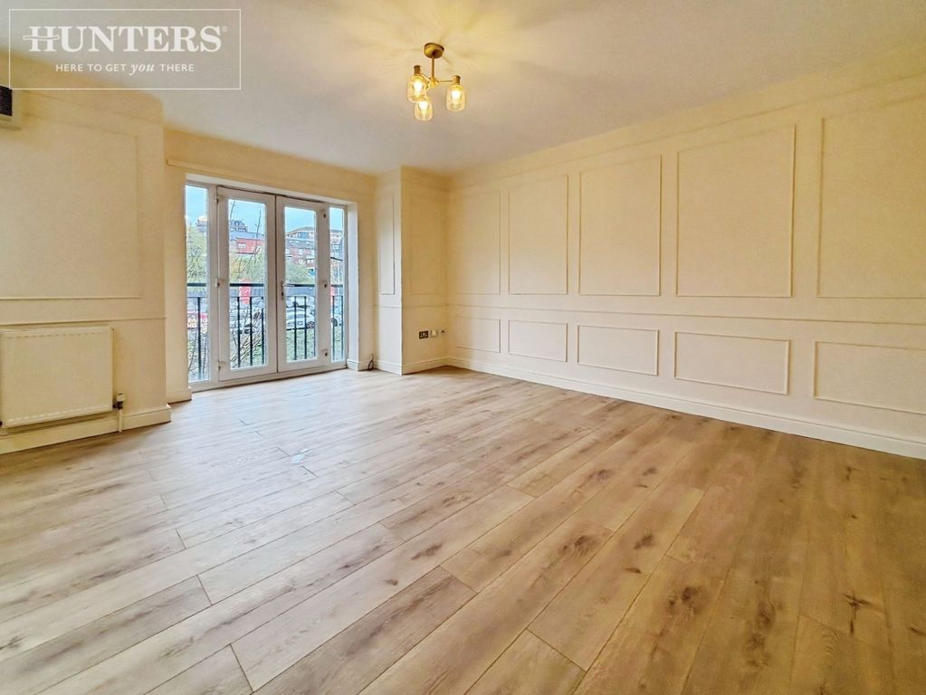 Property photo 3 of 12 Pbox-Img.Jpg