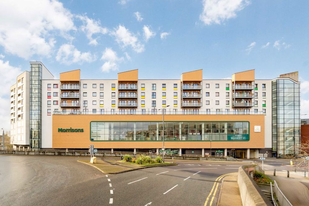 Property photo 1 of 6