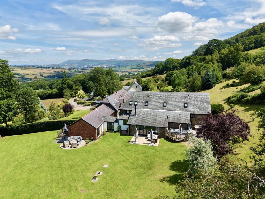 Property photo 1 of 31 Dji_Fly_20260703_130538_0053_1783084834667_Photo.J