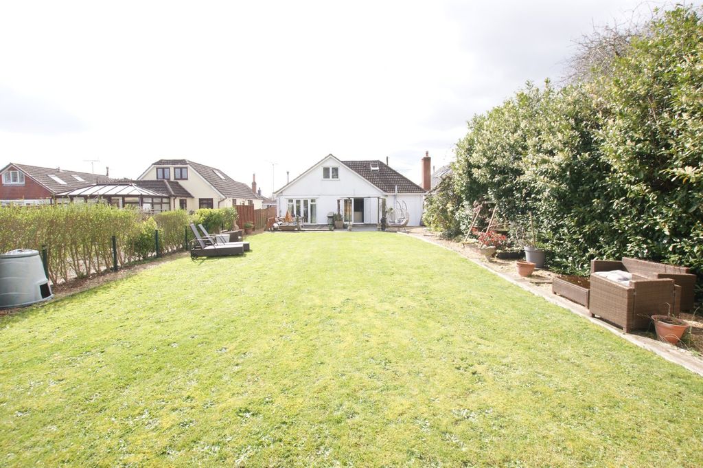 Property photo 1 of 14 Picture No. 20