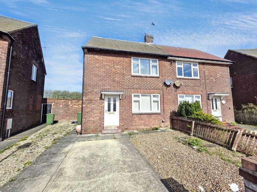 Property photo 1 of 11