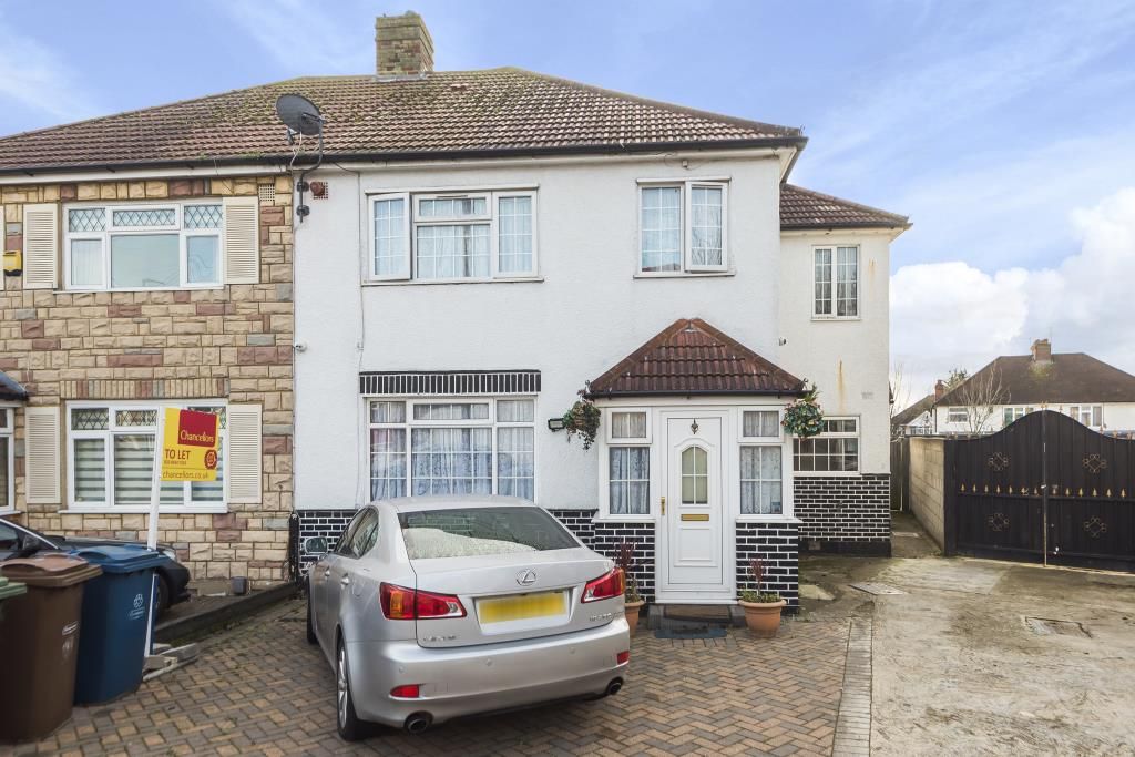 Property photo 1 of 9 External View