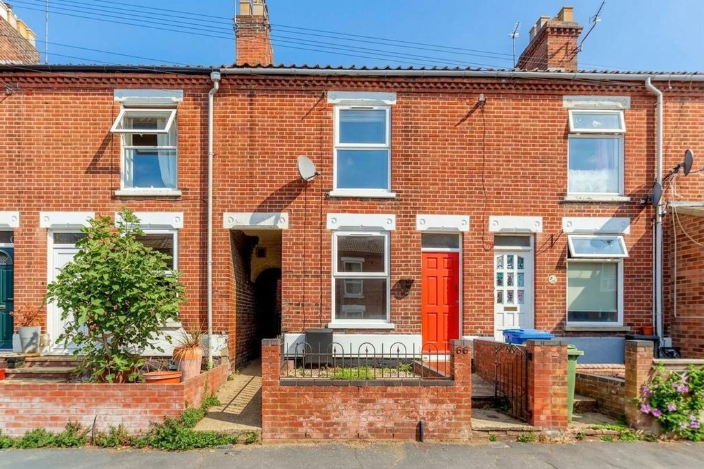 Property photo 1 of 13