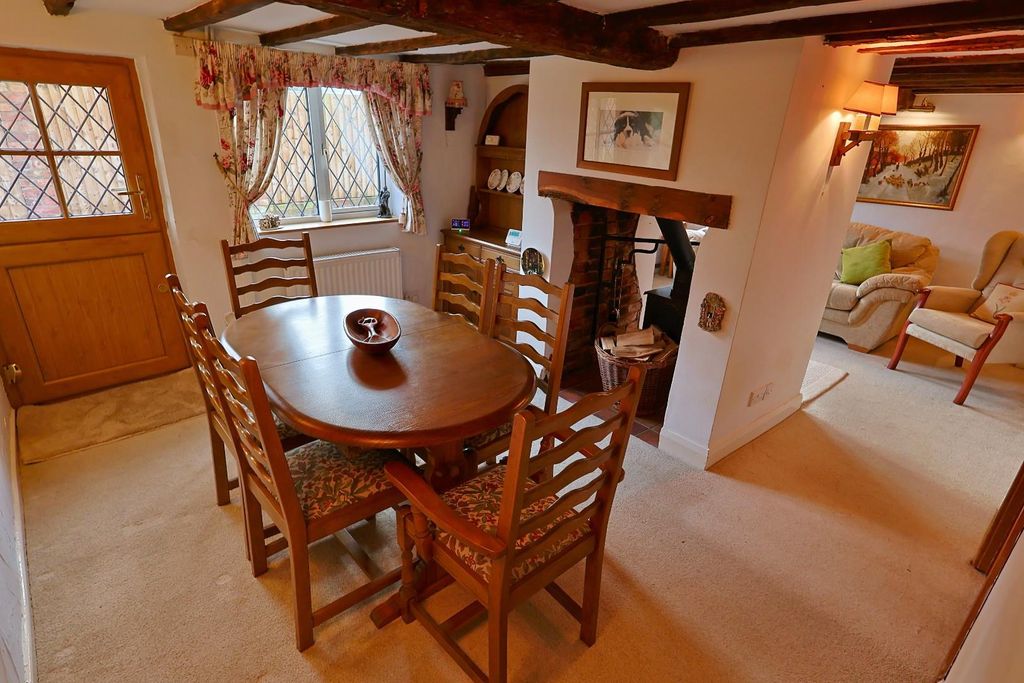 Property photo 3 of 27 Dining Room