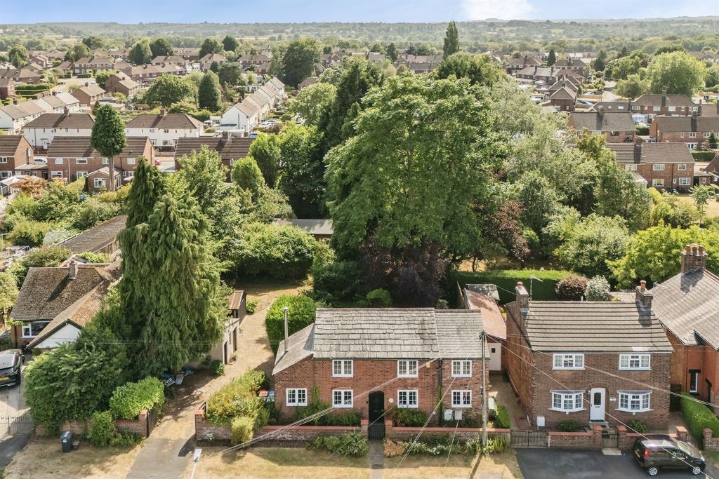 Property photo 3 of 34