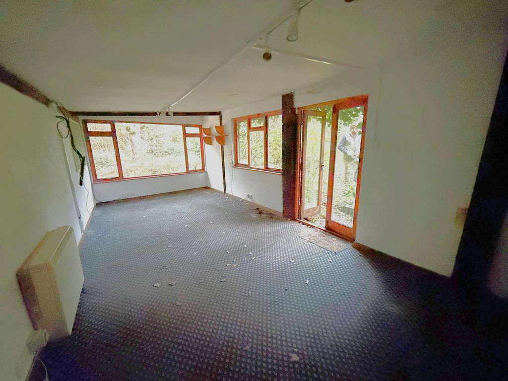 Property photo 2 of 2 Img_2384.Jpg