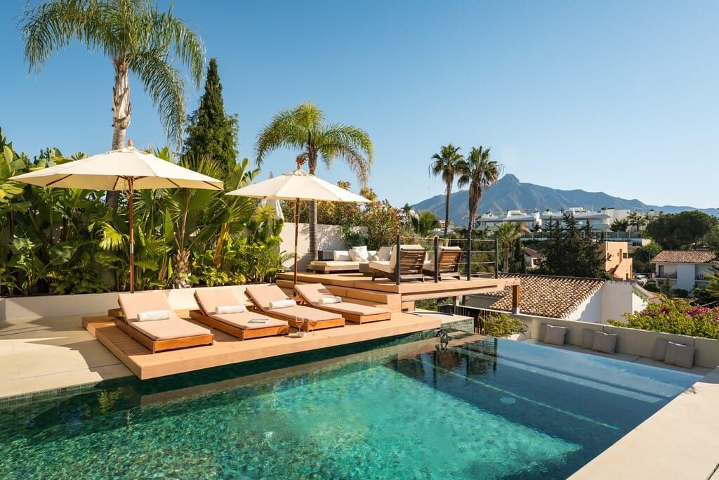 Property photo 2 of 31 Marbella Villa Esmarv415 2
