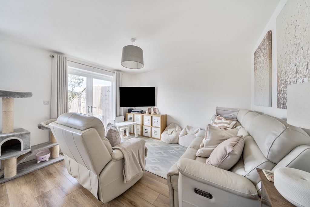 Property photo 3 of 21 1320085-2-68c2d80E83E02