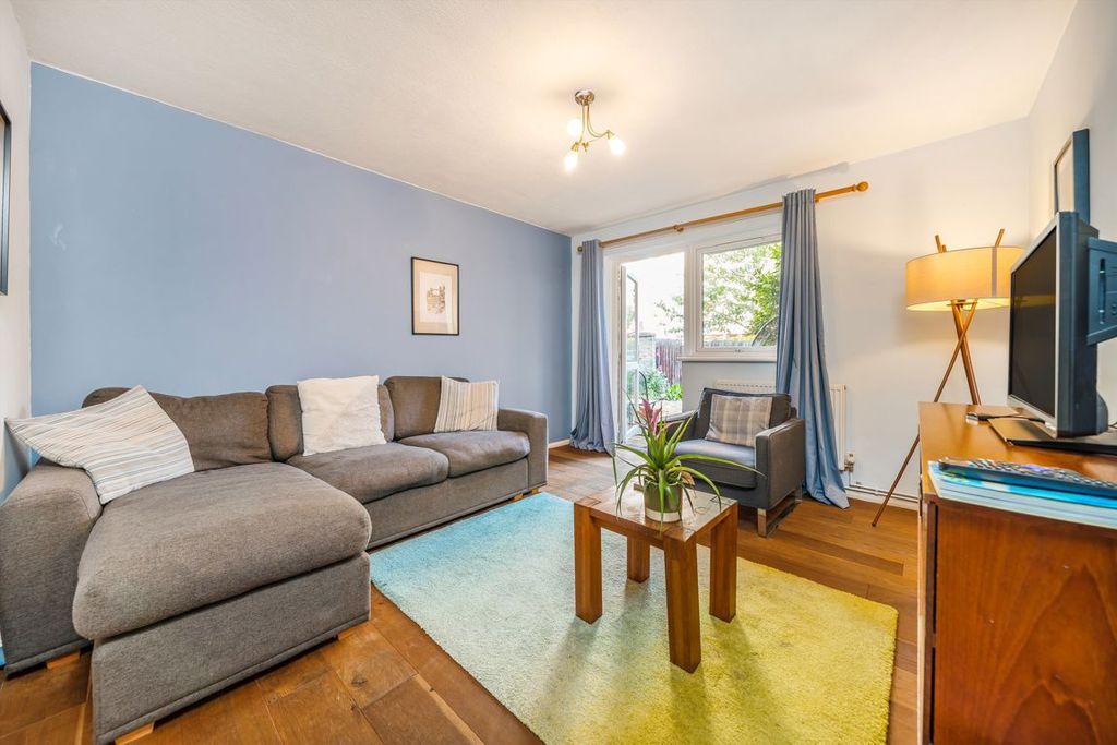 Property photo 1 of 7