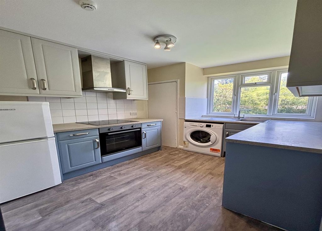 Property photo 2 of 4 Kitchen2.Jpg