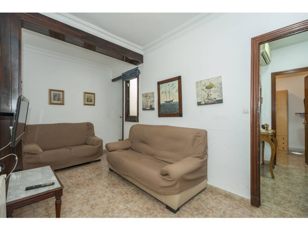 Property photo 3 of 25