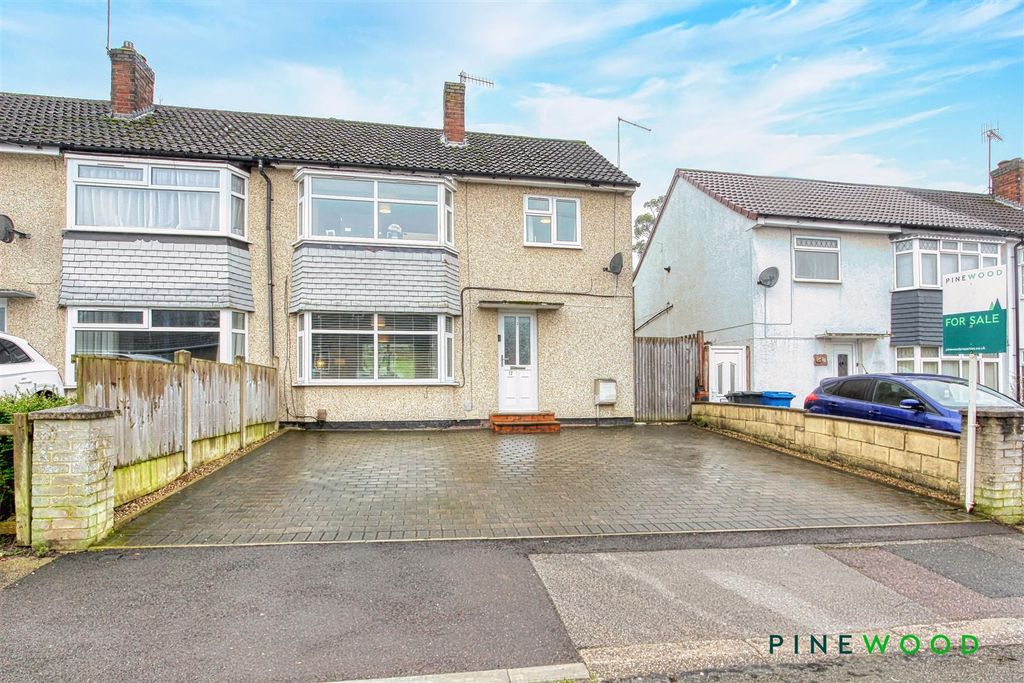 Property photo 1 of 20 Front