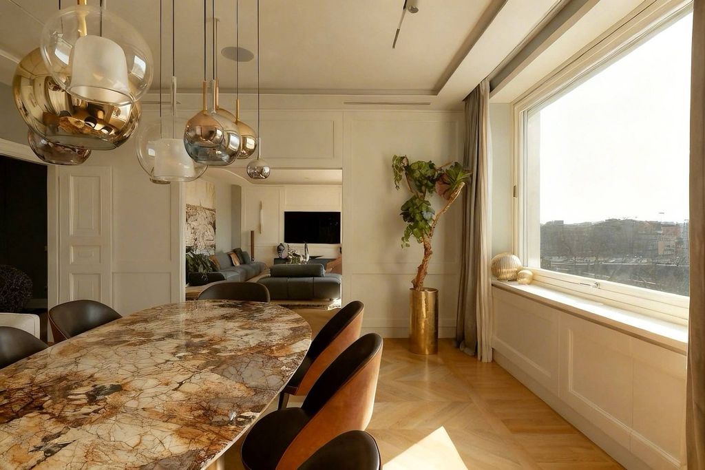 Property photo 1 of 28