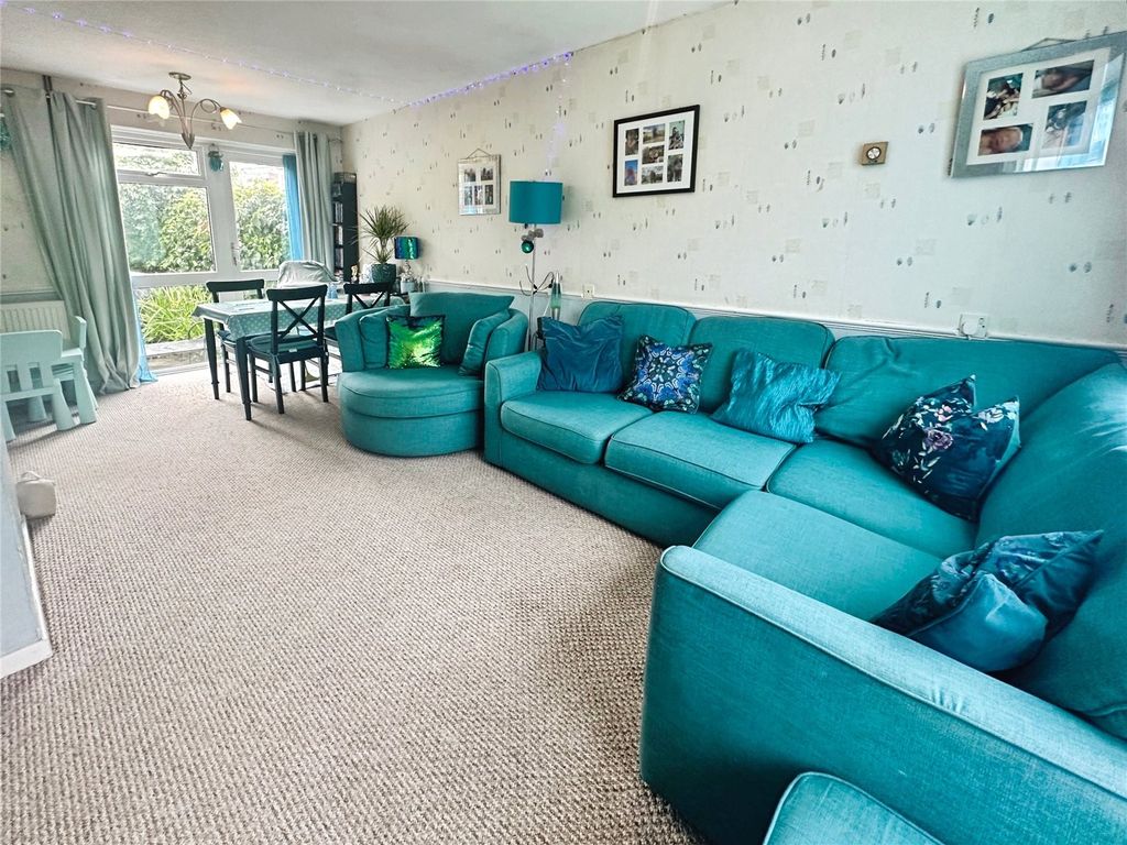 Property photo 2 of 14 Picture No. 02